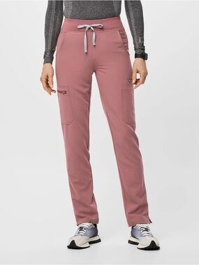 Figs Women’s Pull-On Cargo Pants - Dusty Rose